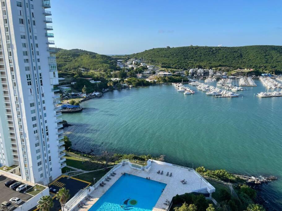 Ocean View 2 Bed 1 Bath 2 Parkings & Pool @ Dos Marinas Fajardoアパートメント エクステリア 写真